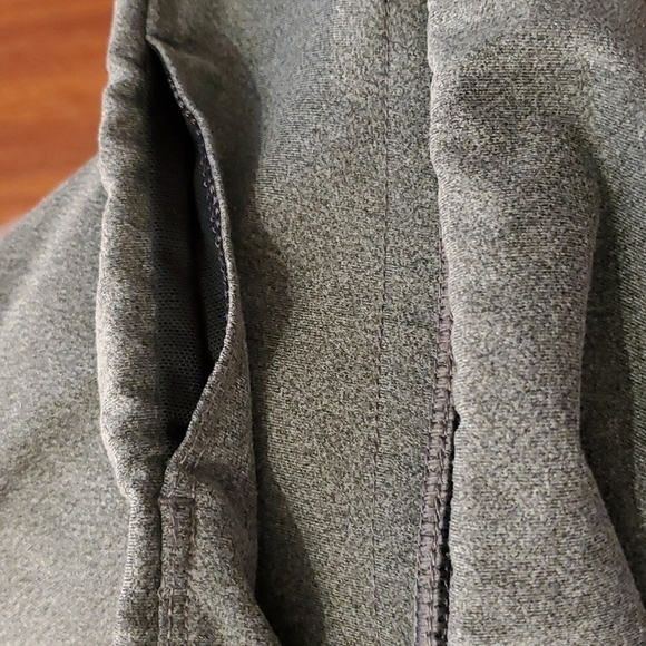 Eddie Bauer Leggings Womens Size XL Gray Cropped Paints - Picture 3 of 10